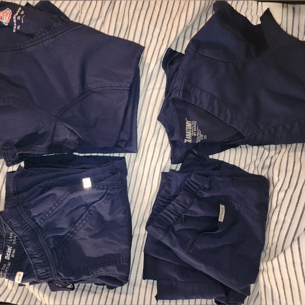 Navy  blue scrubs   xxs , xxsp and  xs